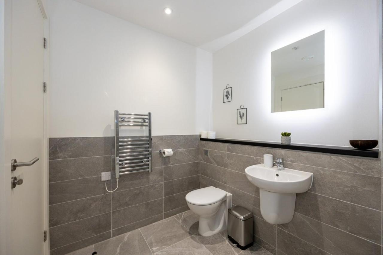 Guestready - A Modern Getaway In Vauxhall ลิเวอร์พูล ภายนอก รูปภาพ